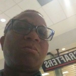 Meet your Posher, Ayodeji